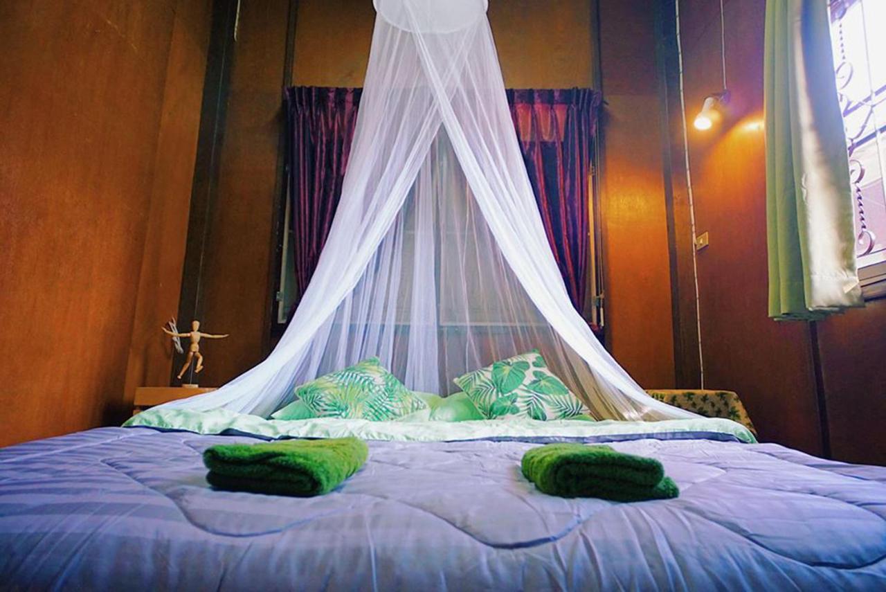 Oh My Bed Chiang Mai Hostel Buitenkant foto